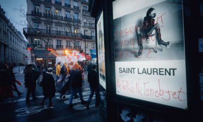 Cette publicité Saint Laurent a été vandalisée car jugée sexiste. Elle a été retirée des panneaux d'affichage parisiens Crédit : VSPress/SIPA
