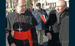 Le cardinal Barbarin et Gérard Collomb. Photo archives Joël Philippon